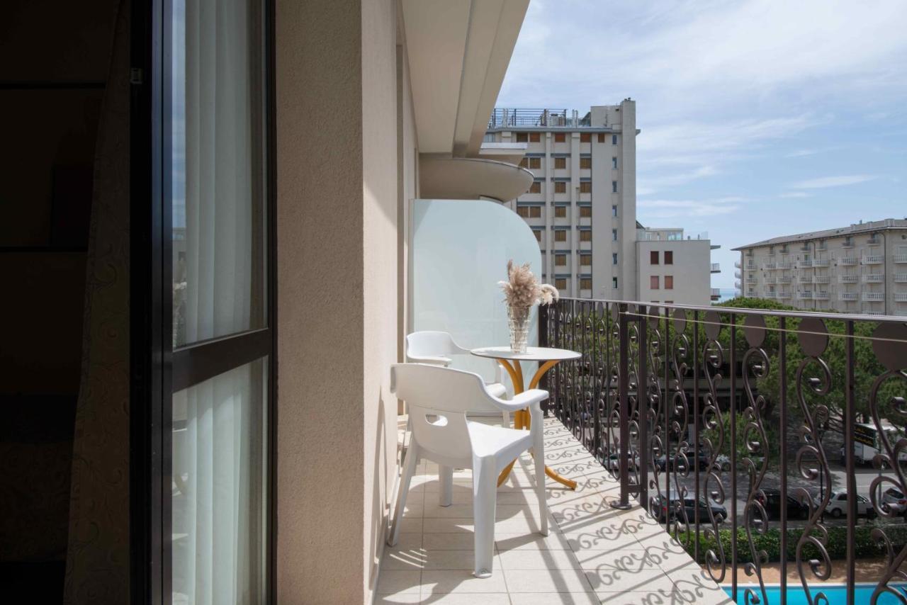 Hotel Baby B&B Milano Marittima Dış mekan fotoğraf