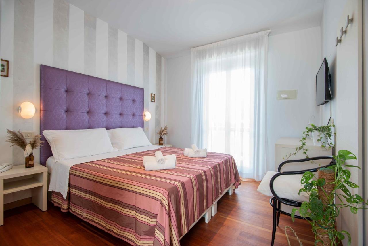 Hotel Baby B&B Milano Marittima Dış mekan fotoğraf