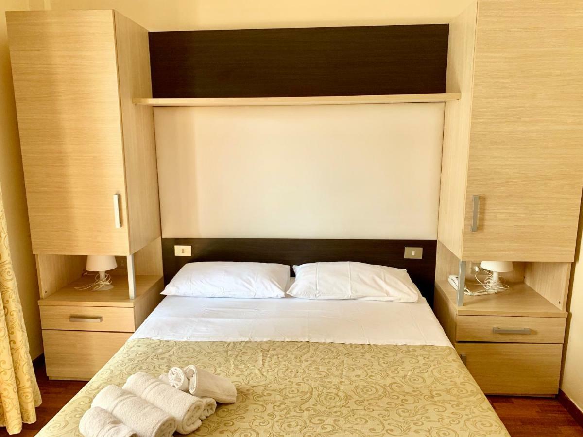 Hotel Baby B&B Milano Marittima Dış mekan fotoğraf